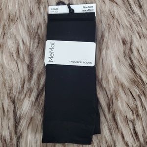 3/$20 MEMOí Black 3 pack Trouser Socks